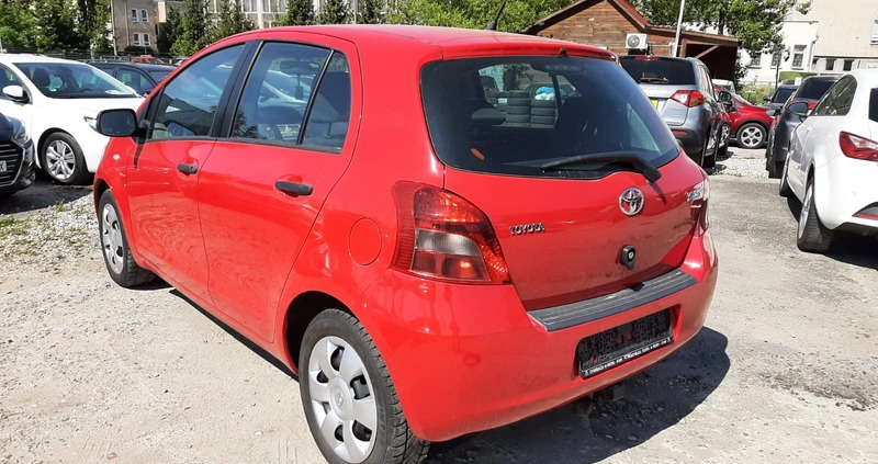 Toyota Yaris cena 14800 przebieg: 179898, rok produkcji 2007 z Olsztyn małe 326